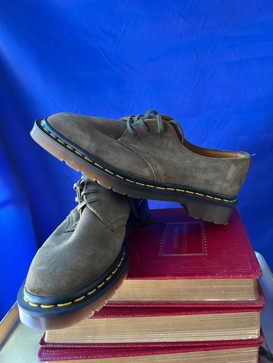 Dr. Martens olive green main image 8
